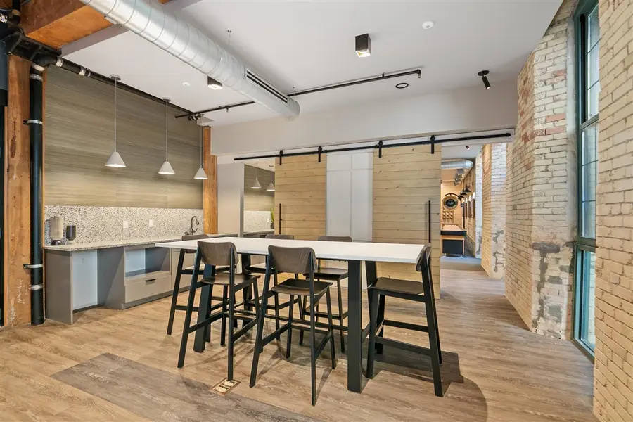940 Monroe #405A, Grand Rapids, MI 49503 - #3
