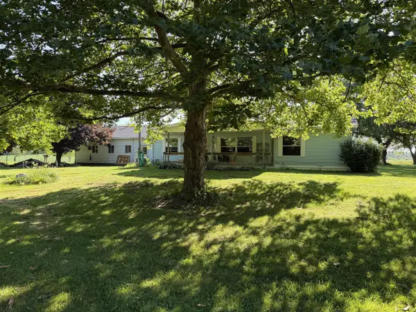 1251 N Edon, Allen, MI 49227