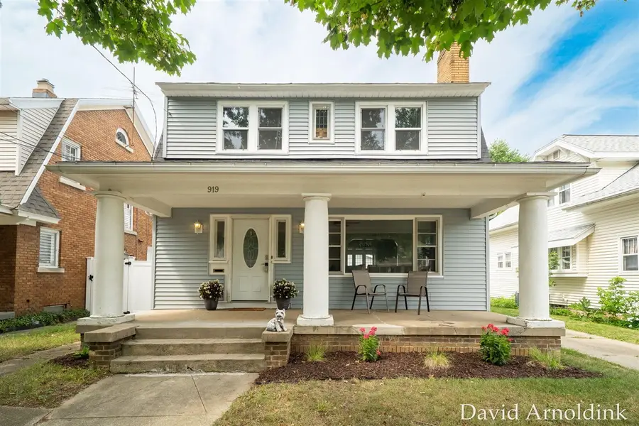 919 Myrtle, Grand Rapids, MI 49504 - #3
