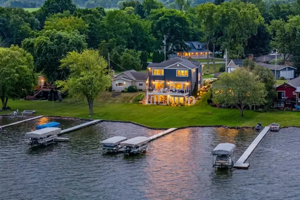 7705 S Indian Lake, Vicksburg, MI 49097