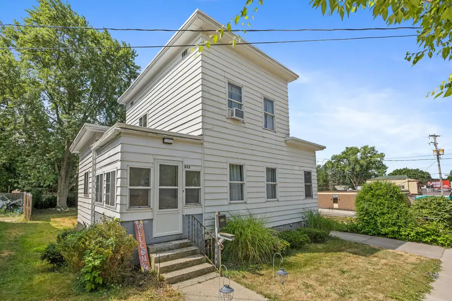 852 Leonard, Grand Rapids, MI 49503 - #2