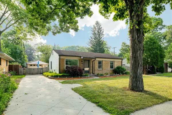 1036 N Maple, Ann Arbor, MI 48103