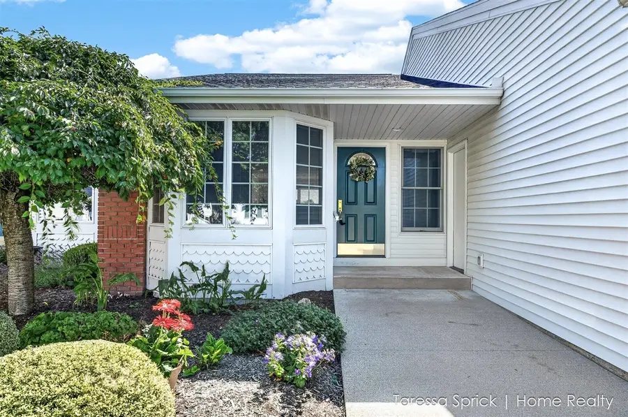 1533 Castlemaine, Zeeland, MI 49464 - #2