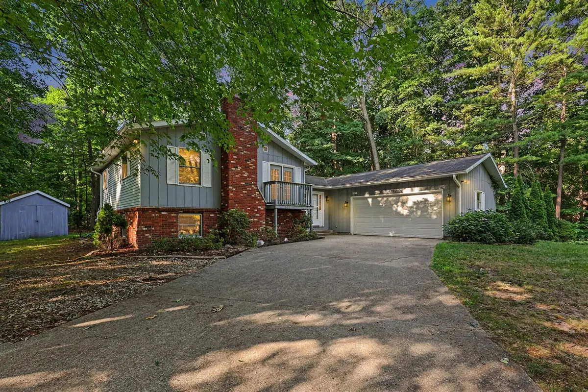18796 N Fruitport, Spring Lake, MI 49456 - #1