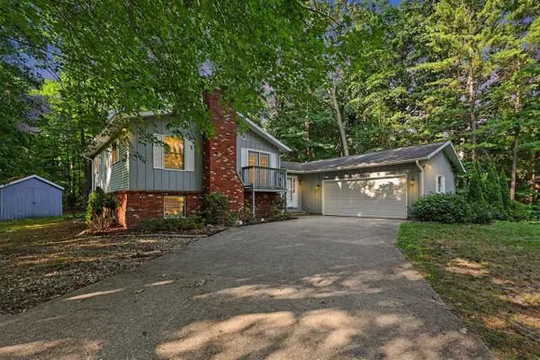 18796 N Fruitport, Spring Lake, MI 49456