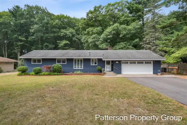 5087 Lake Harbor, Norton Shores, MI 49441