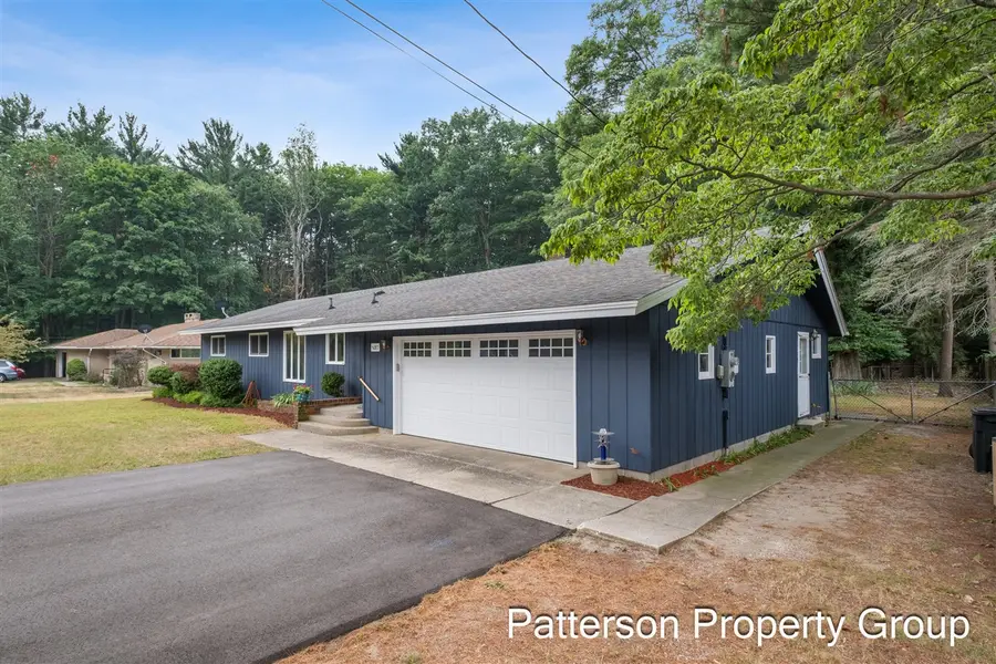 5087 Lake Harbor, Norton Shores, MI 49441 - #3