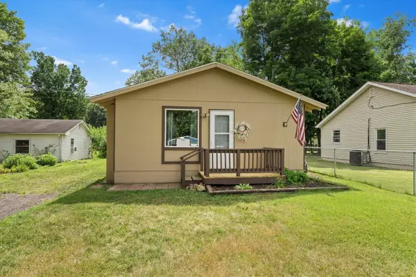 70324 Fairfield, Edwardsburg, MI 49112