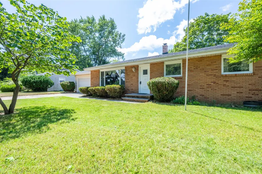 5432 S Roosevelt, Stevensville, MI 49127 - #2