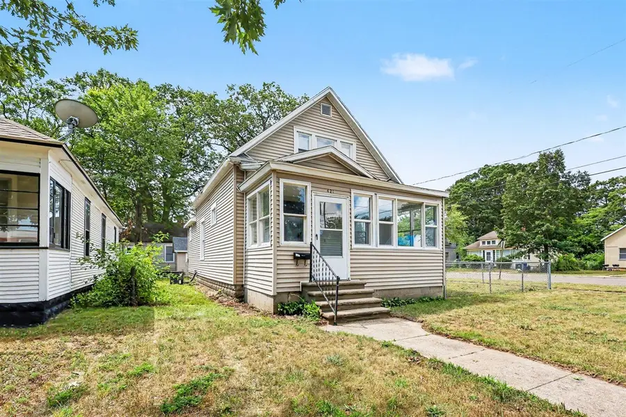 421 W Forest, Muskegon, MI 49441 - #3