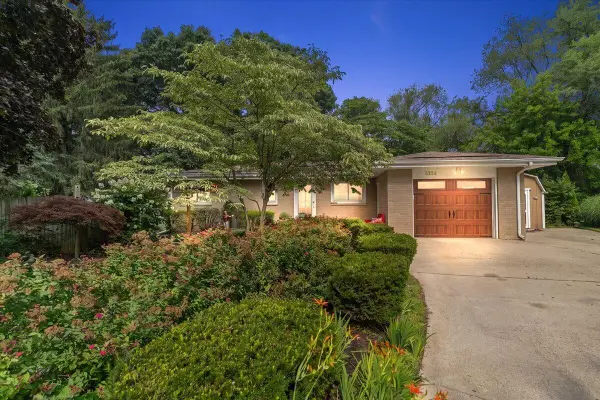 5236 Wilshire, Saint Joseph, MI 49085