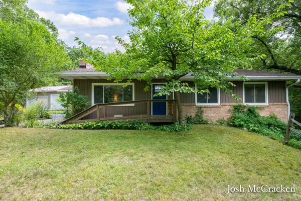 9665 Black Oak, Lowell, MI 49331