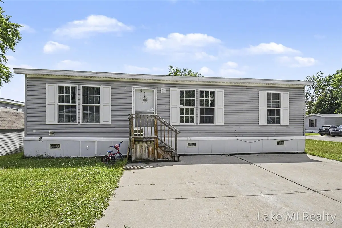 357 S Hardwick, Grand Rapids, MI 49548 - #1
