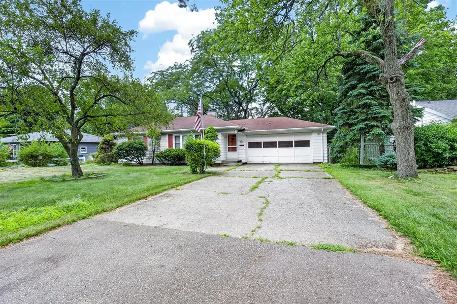 118 S Lauderdale, Westwood, MI 49006 - #2