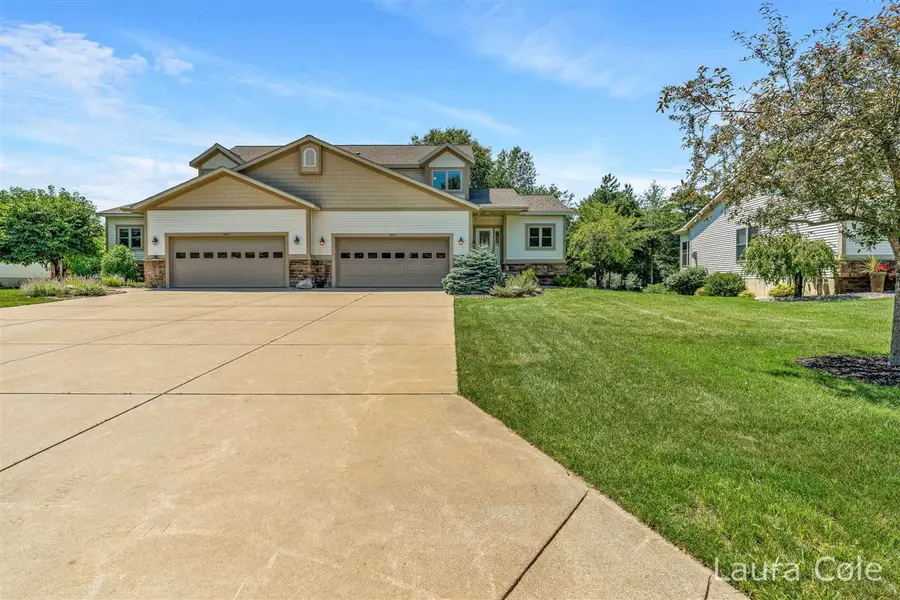 5643 W Sandalwood, Norton Shores, MI 49441 - #2