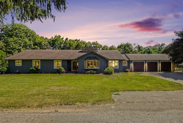 2390 Sycamore, Saint Joseph, MI 49085