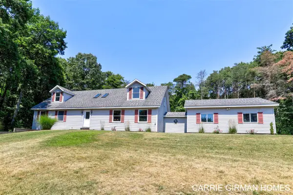 3250 Arbor, Hamilton, MI 49419