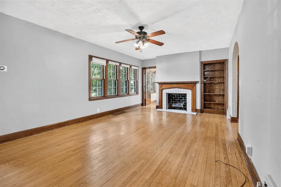 2433 E Main, Kalamazoo, MI 49048 - #2