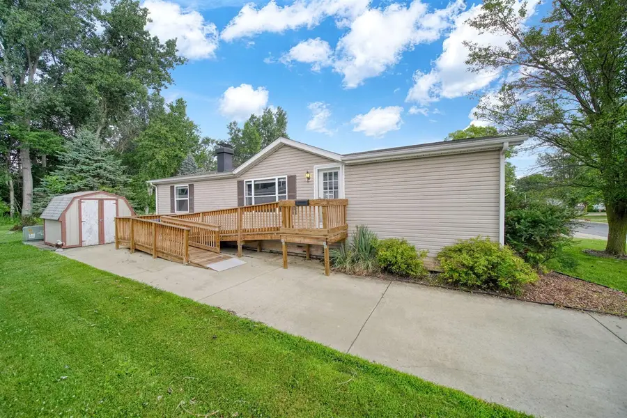 817 Savannah River, Adrian, MI 49221 - #2