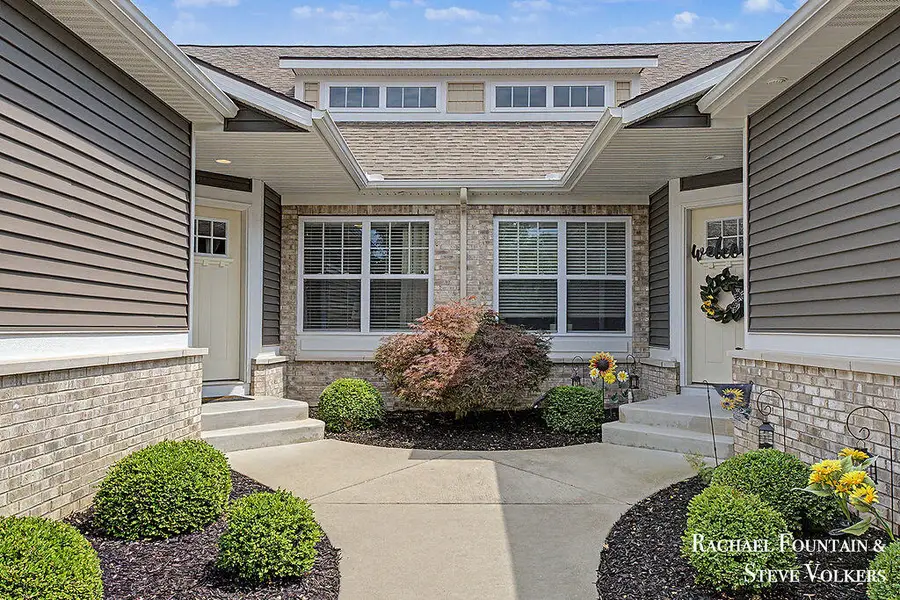 10048 S Crossroads, Caledonia, MI 49316 - #3