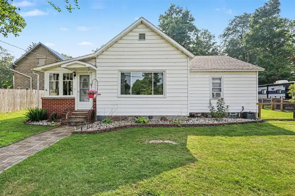 219 N 4th, Burr Oak, MI 49030