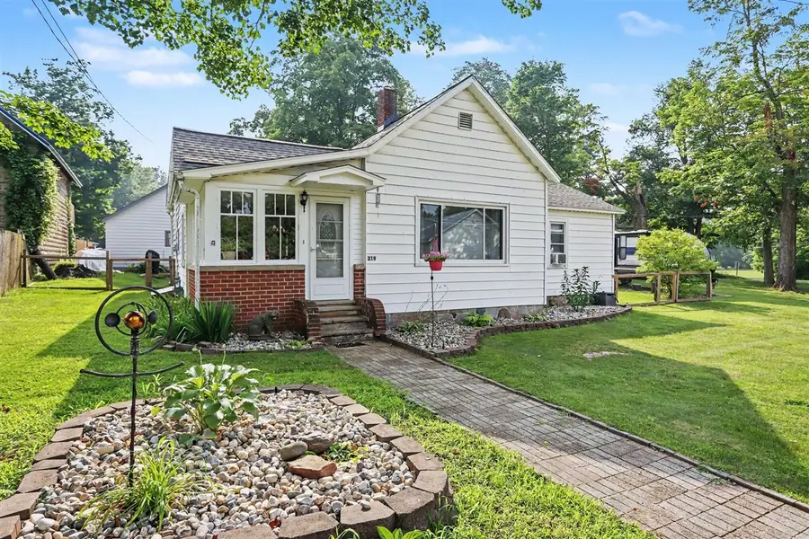 219 N 4th, Burr Oak, MI 49030 - #2