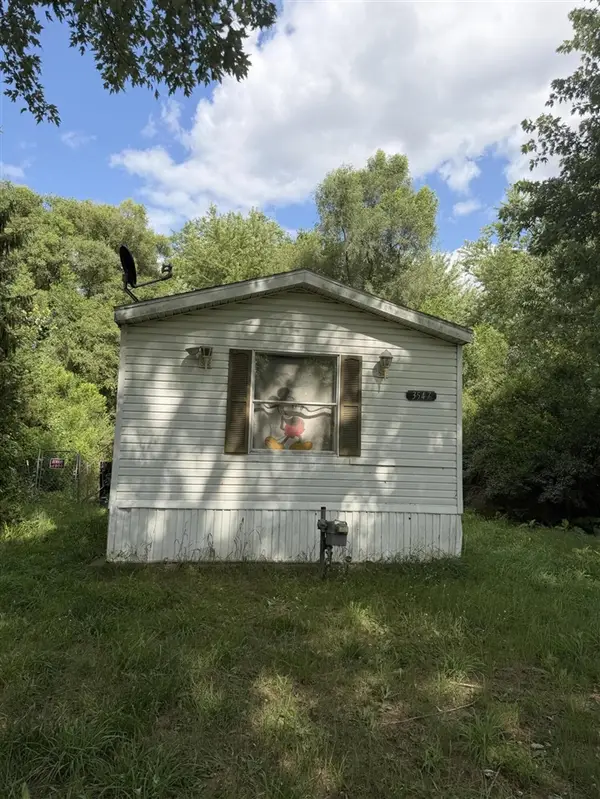 3547 Sechler, Jackson, MI 49201