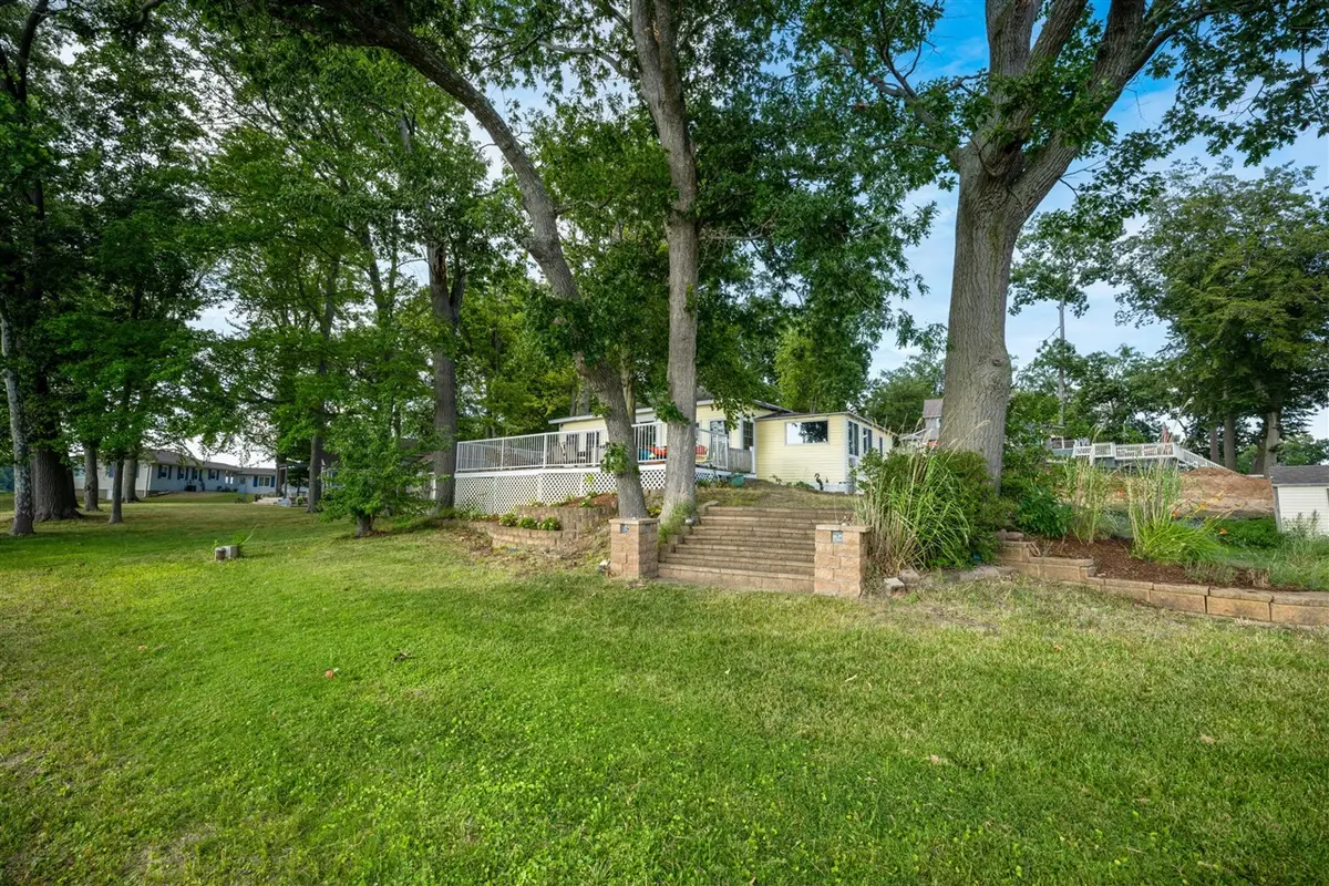 11791 Ford Point, Plainwell, MI 49080 - #1