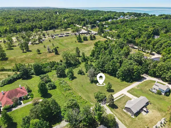 7218 Wells, South Haven, MI 49090