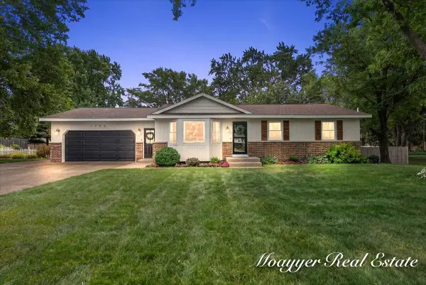 1758 Greenwoods, Jenison, MI 49428