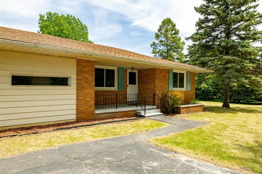 6272 Earhart, Ann Arbor, MI 48105 - #2