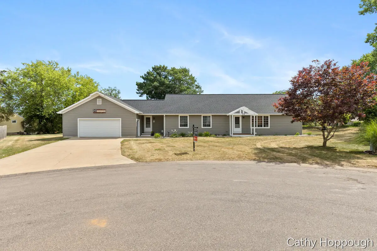 918 Emerald, Lake Odessa, MI 48849 - #1