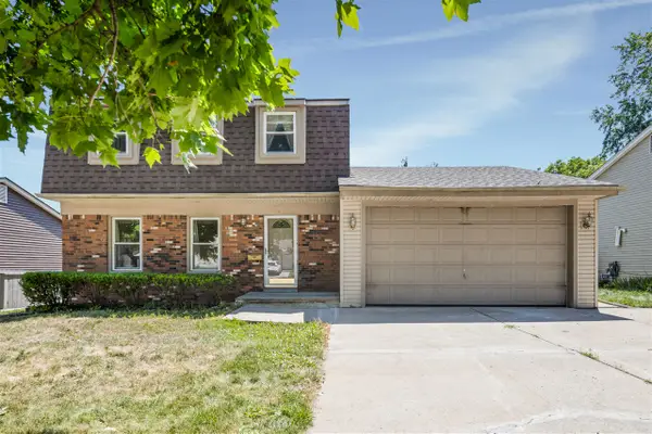 1577 Sheffield, Ypsilanti, MI 48198