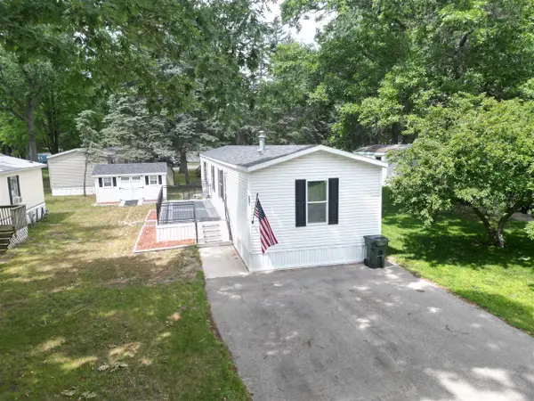 2401 Oak, Twin Lake, MI 49457