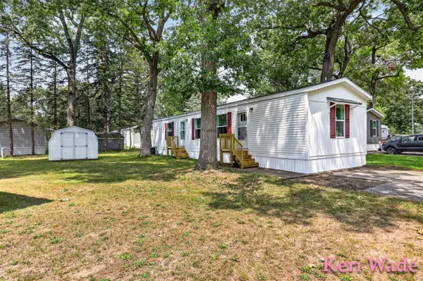 2353 Oak, Twin Lake, MI 49457