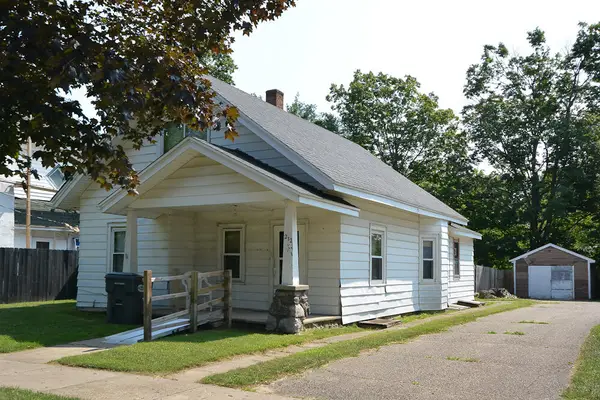 212 N Brown, Paw Paw, MI 49079