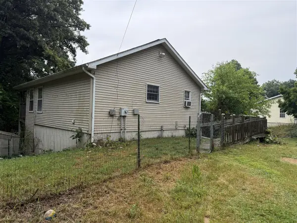 24108 Banker, Sturgis, MI 49091