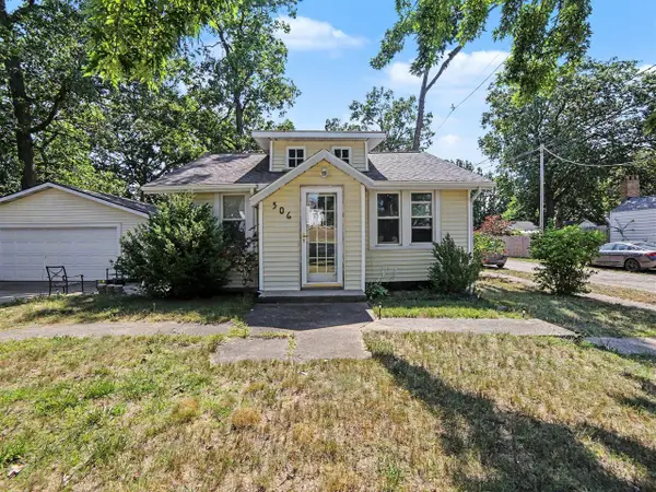 506 Bear Lake, North Muskegon, MI 49445