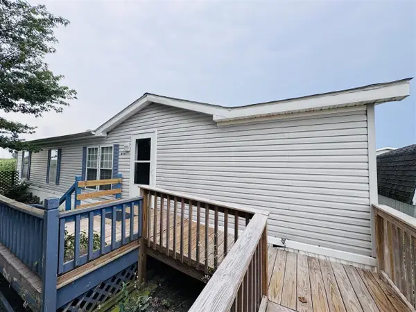 604 W John Beers #64N, Stevensville, MI 49127