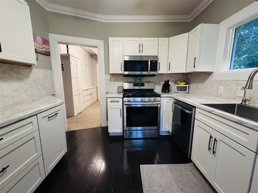 210 Emmons, Niles, MI 49120 - #3