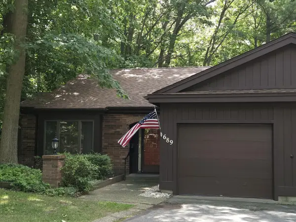 689 Oakway #24, Muskegon, MI 49441
