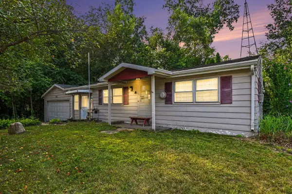 24675 Chestnut, Dowagiac, MI 49047