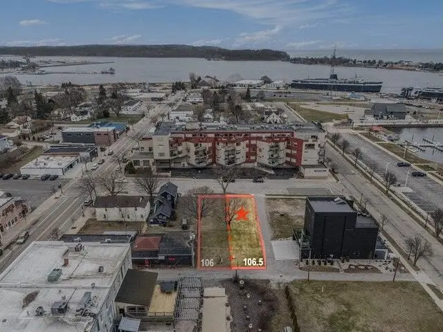 106.5 W Danaher, Ludington, MI 49431 - #1