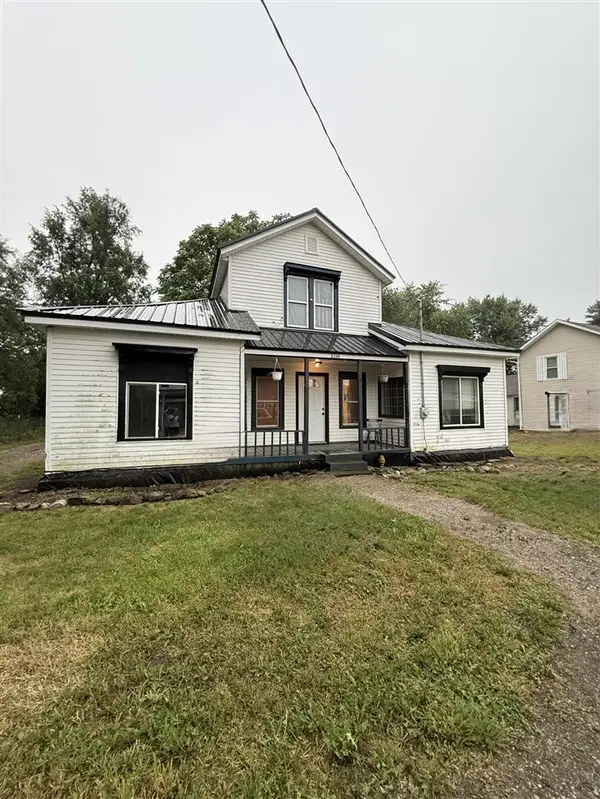 2339 E Montgomery, Hillsdale, MI 49242