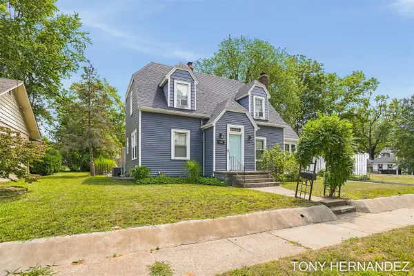 263 Cherry, South Haven, MI 49090
