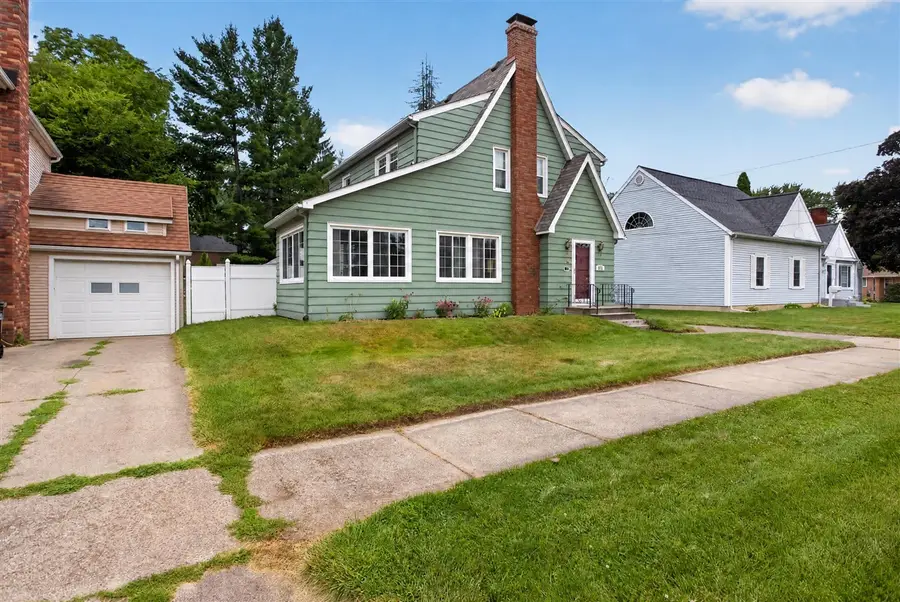 912 S Wisner, Jackson, MI 49203 - #3