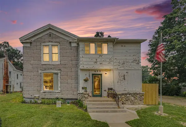 625 Oak, Paw Paw, MI 49079