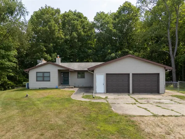 350 3rd, Plainwell, MI 49080
