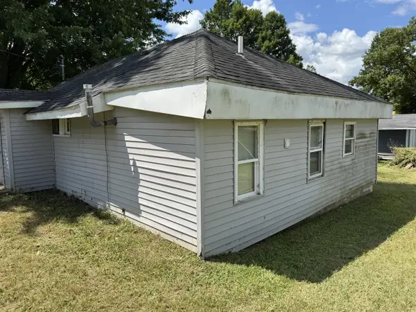 141 Goodell, Colon, MI 49040