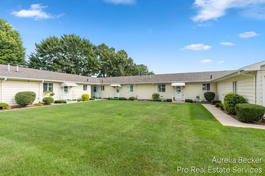 5812 Leisure South, Grand Rapids, MI 49548 - #2